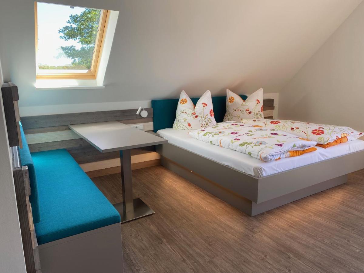 Hotel Lenzer Hafen Extérieur photo